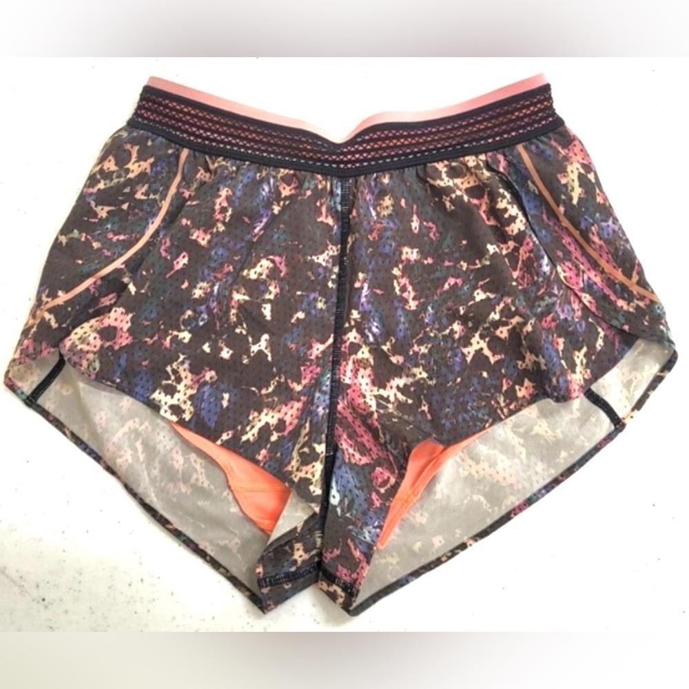 Lululemon Split Second First Descent Athletic Sho… - image 2